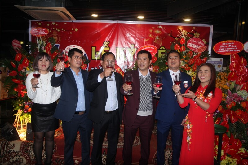 Hình ảnh công ty Phú Lương Việt Nam - Suất Ăn Công Nghiệp Phú Lương - Công Ty TNHH MTV Phú Lương Việt Nam